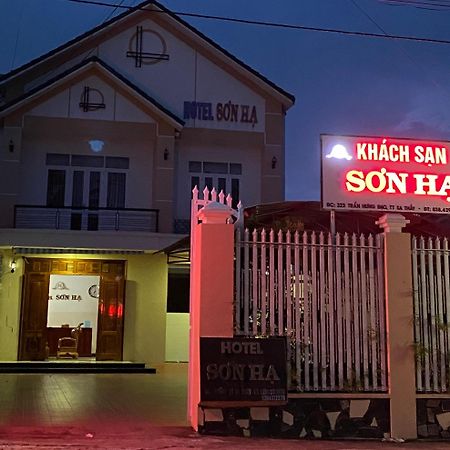 Khach San Son Ha 호텔 Tỉnh Kontum 외부 사진